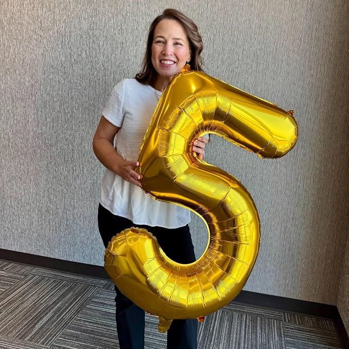 40 Inch Gold Number 7 Balloon Birthday Party Decorations - Image 9