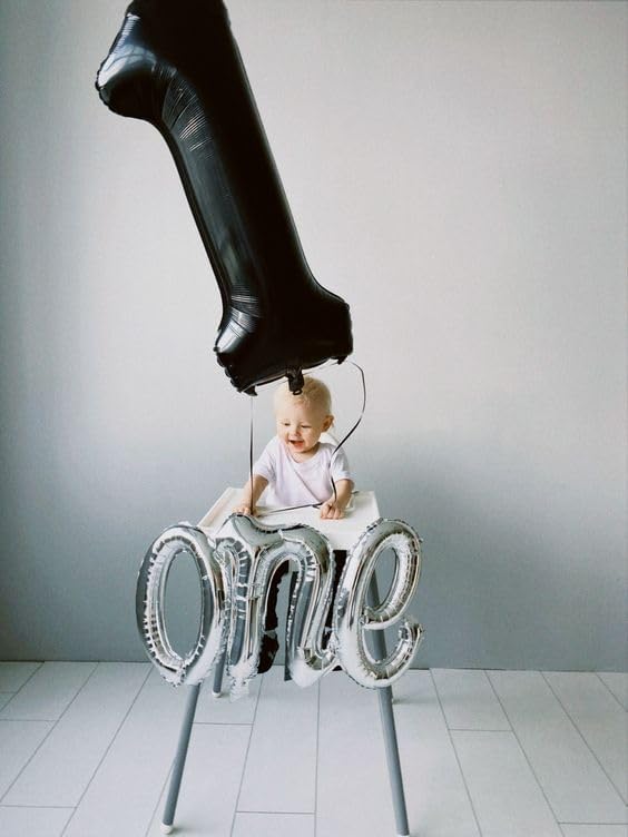 Black 19 Balloon - Image 2
