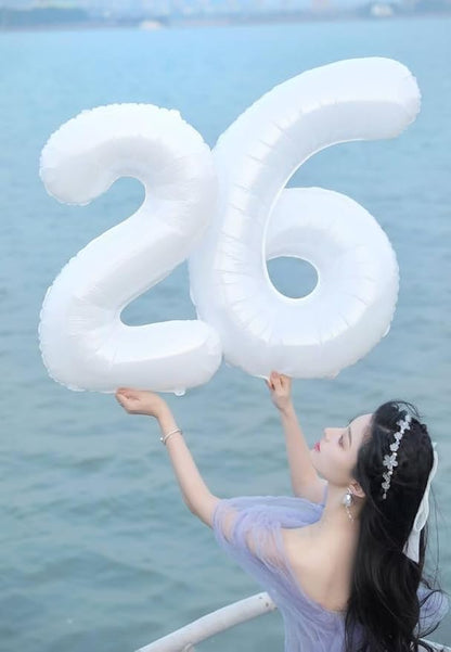 Number Balloons 40 Inch White 7 Balloon - Image 3