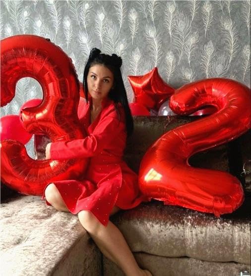 Red Number 3 Balloon 40 inch, Balloon numbers party supplies, deco photo shoot - Image 5