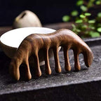 Massage Wooden Comb,Wood Wide Tooth Hair Comb, Scraping Scalp Massage,Handheld No Static Head Tool,1 Pieces.