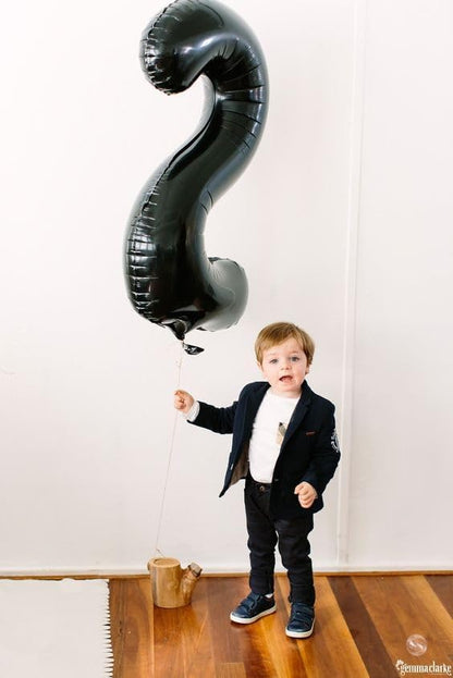 Black 8 Balloon - Image 4