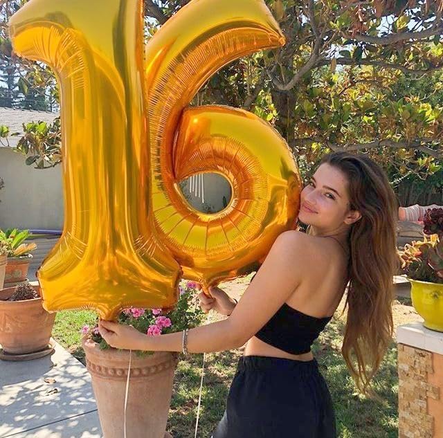 Numbers 25 Balloon 40Inch Gold Balloons - Image 2