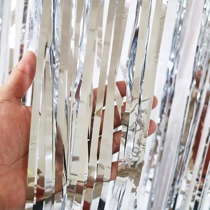 4 Pack Silver Foil Fringe Curtain - Image 3