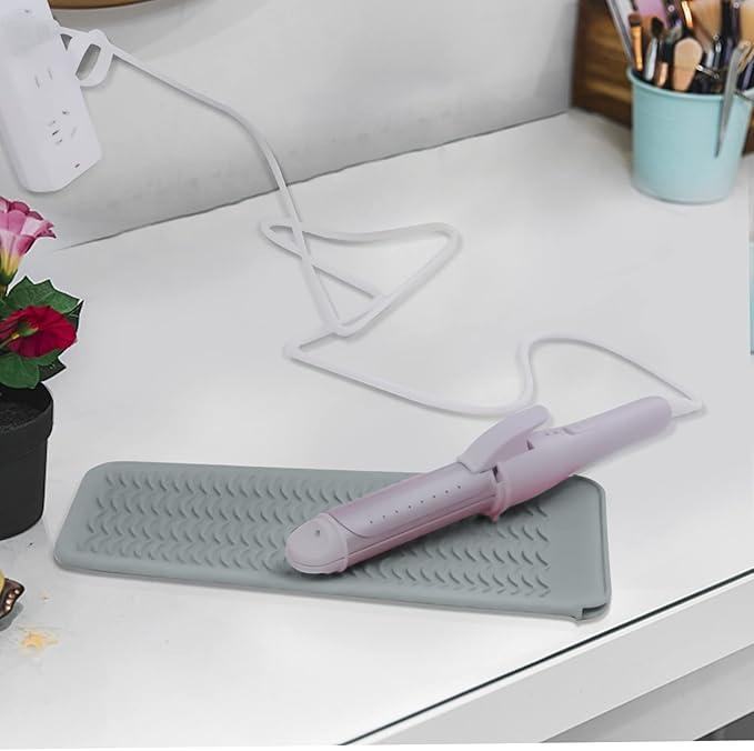 1Pack Silicone Heat Resistant Mat Pouch for Hair Straightener, Curling Iron, Flat Iron and Hot Hair Tools Grey