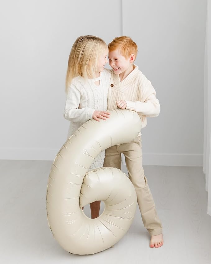 Cream 6 Balloon - Image 3