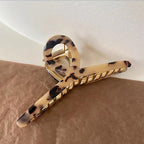 1Pack Large Metal Acetate Hair Claw Clips Big Non Slip Hair Clamp for Women Hair Accessories as Gift for Medium to Thick Hair (1pcs/box,Leopard Print)
