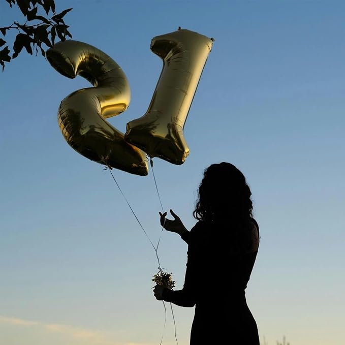 40 Inch Gold Number 9 Foil Balloon - Image 6