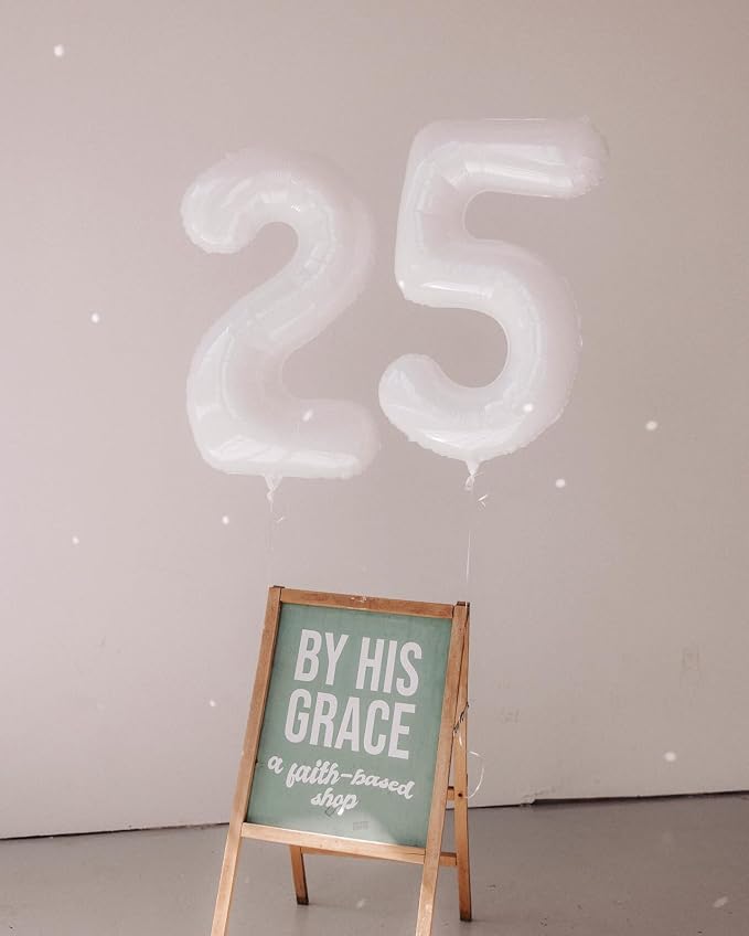 White 10 Balloon - Image 3