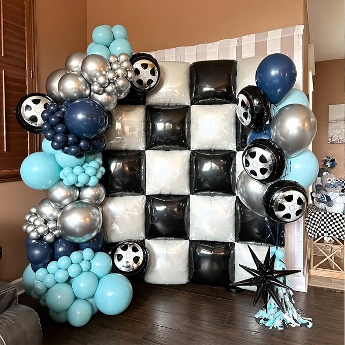 25Pcs Black and White Square Foil Balloons Wall Tunnel Backdrop Double Sided - Image 3
