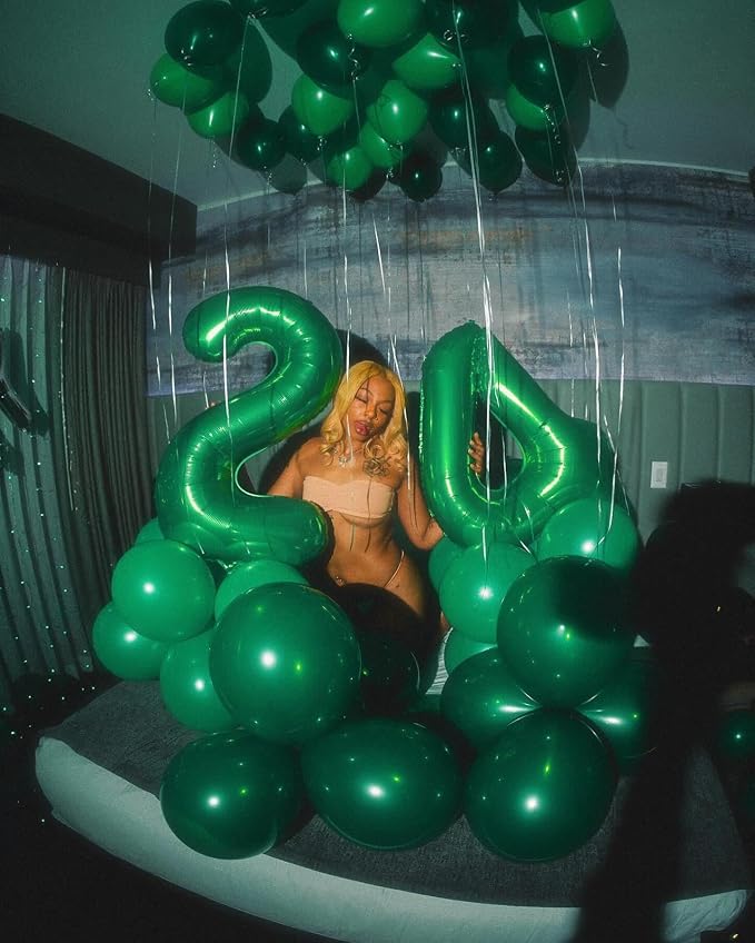 Green 10 Balloon - Image 4