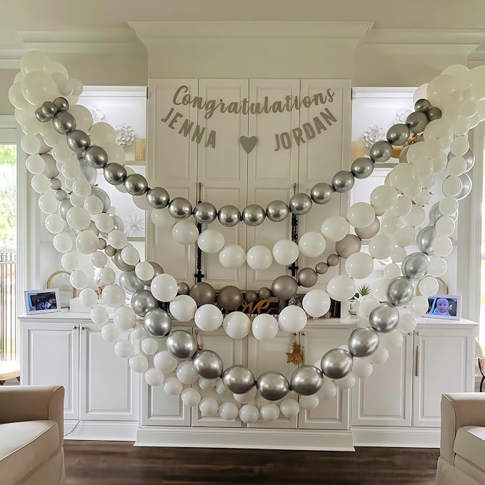 White and Silver Linking Balloons - Image 7