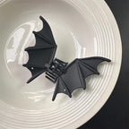Halloween Hair Clip for Women for Thick Hair Black Bat Wing Metal Claw Clips Gothic Accessories Cute Matte Barrettes for Styling Accessories Halloween Party Favors Christmas Supplies