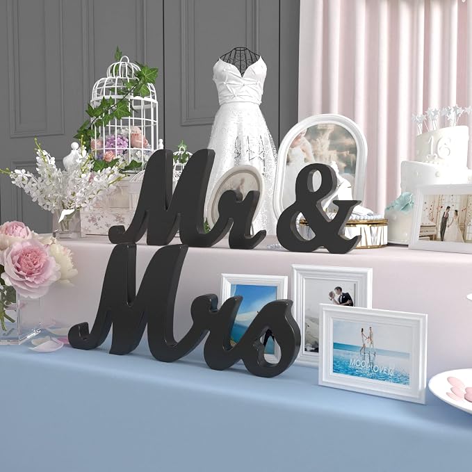 VIOPVERY Wooden Mr & Mrs Wedding Sign - Image 7