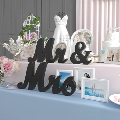 VIOPVERY Wooden Mr & Mrs Wedding Sign - Image 7