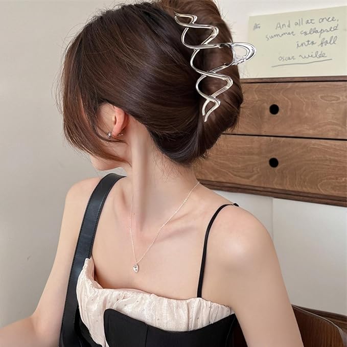 Wave Metal Hair Clips Silver Wavy Hair Claw Clip Hair Claws Strong Hold Nonslip Hair Jaw Clips for Thin Thick Hair Stylish Hair Accessories for Women Girls