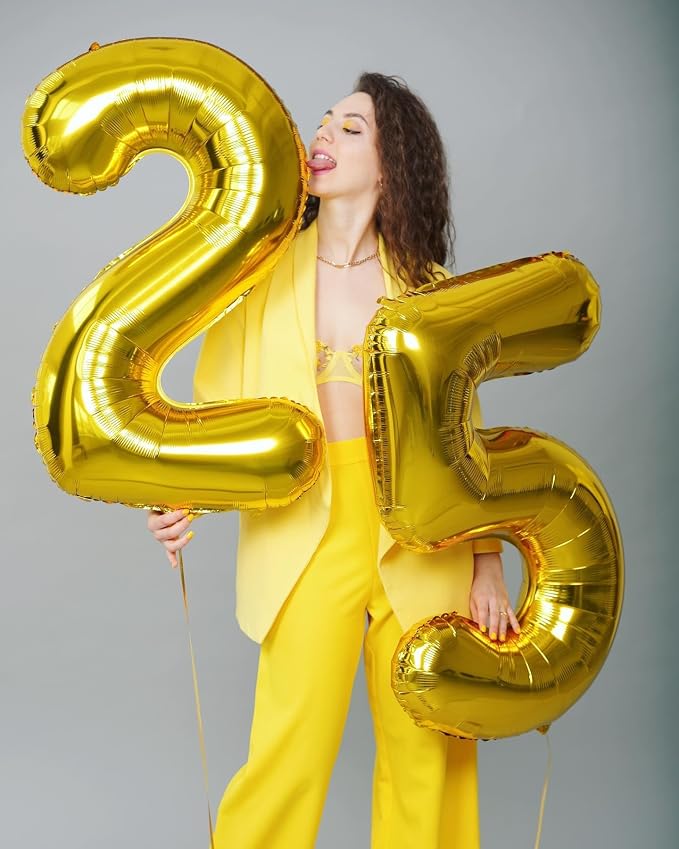 Gold 15 Balloon - Image 4