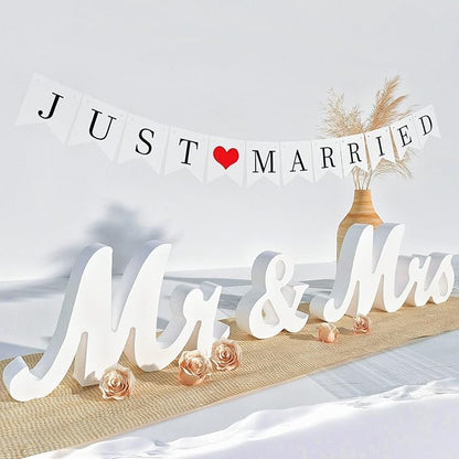VIOPVERY Wooden Mr & Mrs Wedding Sign - Image 2