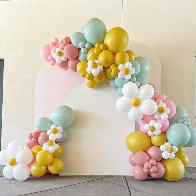Daisy Balloon Garland Kit - Image 5