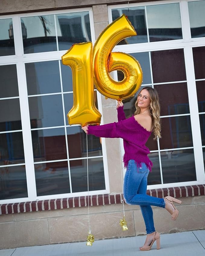 Number Balloons 40 Inch Gold 17 Balloon - Image 3
