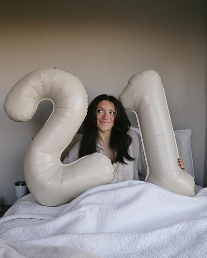 Cream Number 10 Balloon 40 Inch - Image 7