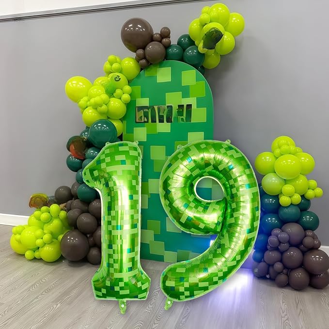 Foil 19 Balloons Number, 40 Inch Dark Kelly Green Pixel Number 19 Balloon - Image 5