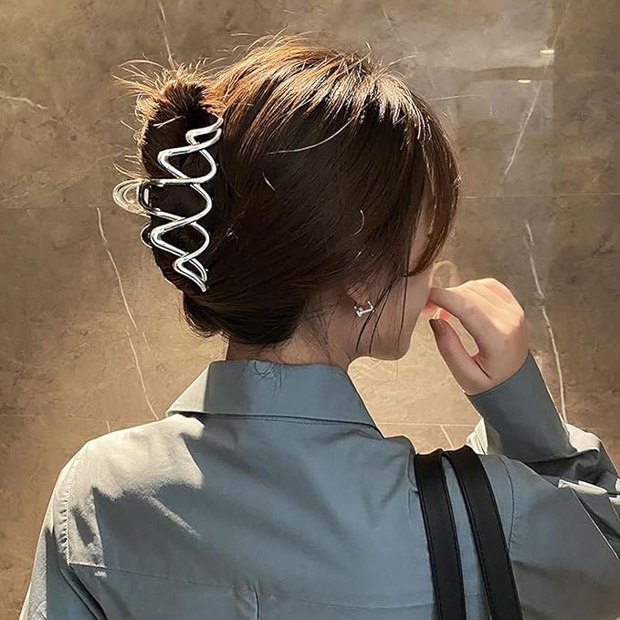 Silver Metal Wavy Hair Clip, 1Pcs 4.52Inch Wave Hair Clip for Thick Hair, Non-Slip Strong Hold Grip Hair Jaw Clip, Ideal for All Occasions
