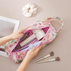 Quilted Hair Tools Travel Bag，Hair Styling Accessories Storage Case for Shark FlexStyle, Dyson Airwrap Hair Dryer, Curling Iron, Revlon Hair Tools，Portable and foldable(03Checkered)