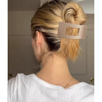 Velscrun Flat Hair Clips for Women Girls, 2 Styles 8 Pcs Lay Flat Claw Clips, Strong Hold French Duck Billed Large Side Hair Jaw Clip for All Hair Types, Fashion Trendy Hair Accessories Coffee Brown