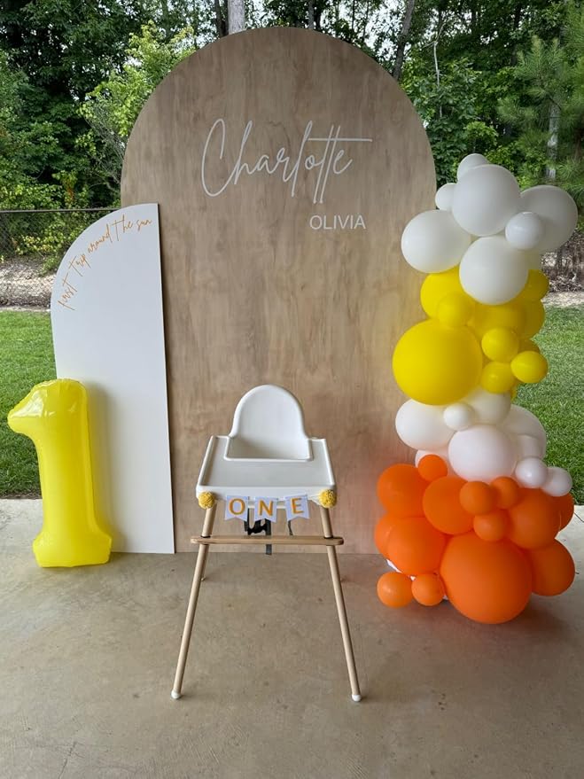 8 Balloon 40 inch Yellow Number Balloons - Image 3