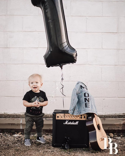 Black 17 Balloon - Image 9