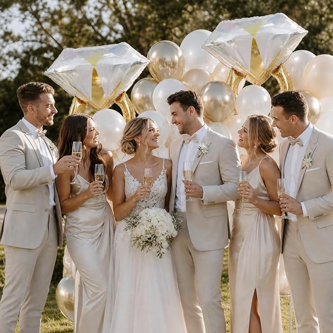 White and Gold Balloons - Image 4