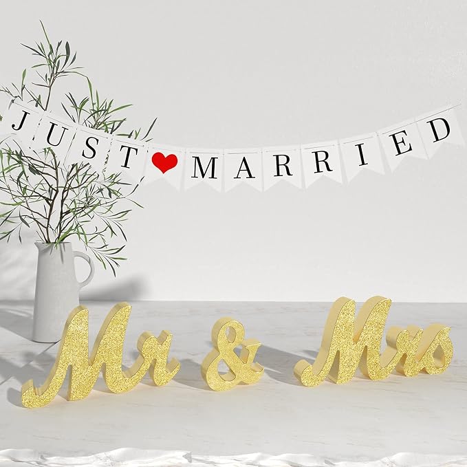 VIOPVERY Wooden Mr & Mrs Wedding Sign - Image 7
