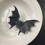 Halloween Bat Hair Clip for Women Gothic Black Bat Wing Metal Claw Clips Goth Accessories Cute Matte Black Barrettes Horror Accessories Halloween Party Favors Supplies Christmas Clips