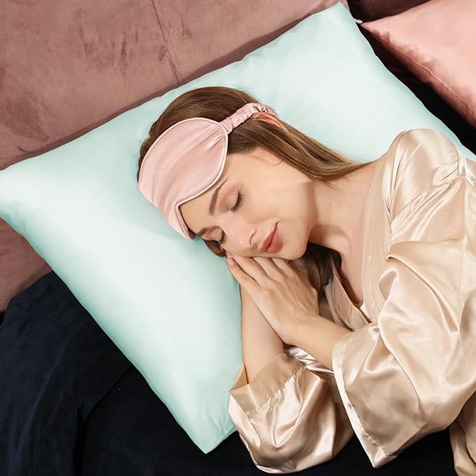 Adubor 100% Silk Pillowcase - Mulberry Silk Pillow Cases, 23 Momme 6A Grade Fibers, Silk Pillow Case for Hair and Skin Health, with Hidden Zipper (King 20''×36'', Light Green, 1PC)