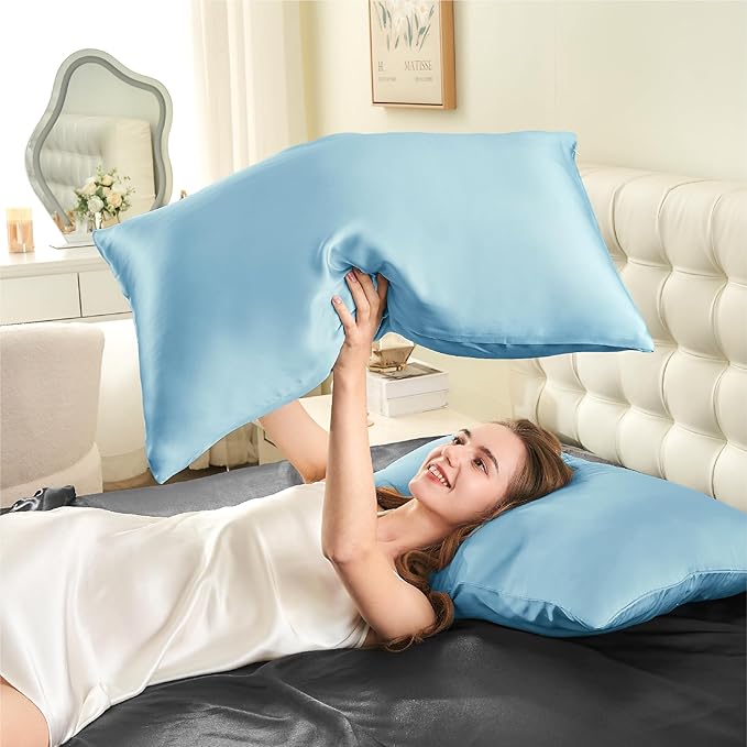 INFIIXSO Mulberry Silk Pillowcase for Hair and Skin, Silk Pillow Cases Queen Size with Hidden Zipper 20x30 Inches, Super Smooth and Soft Cooling Pillow Cases for Hot Sleepers(Light Blue, 1 Pack)
