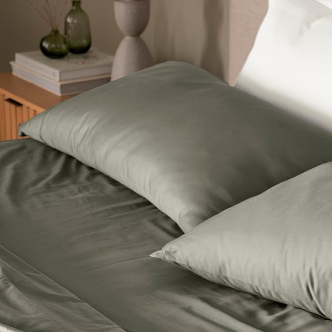 Boll & Branch Signature Hemmed Pillowcase Set - King, Juniper - Luxury 100% Organic Cotton - Buttery Soft and Breathable - Softer with Every Wash - 2 Pillowcases Included