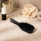 Tangle Teezer Ultimate Detangler Brush for Wet & Dry Hair, Eliminates Knots & Reduces Breakage for All Hair Types, Liquorice Black