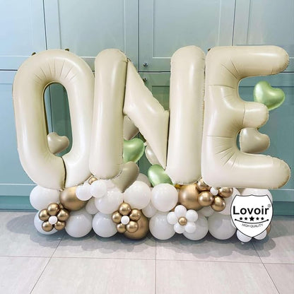Giant Letter Balloons - Image 4