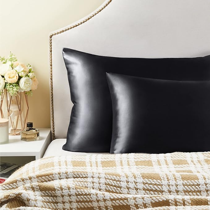 BEDELITE Satin Pillowcase with Zipper, Black Pillow Cases Queen Size Set of 2, Super Soft and Cooling Similar to Silk Pillow Cases, Gift for Women Men(20x30 Inches)