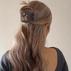 Velscrun Flat Hair Clips for Women Girls, 2 Styles 8 Pcs Lay Flat Claw Clips, Strong Hold French Duck Billed Large Side Hair Jaw Clip for All Hair Types, Non Slip Grip for Daily Styling Coffee Brown