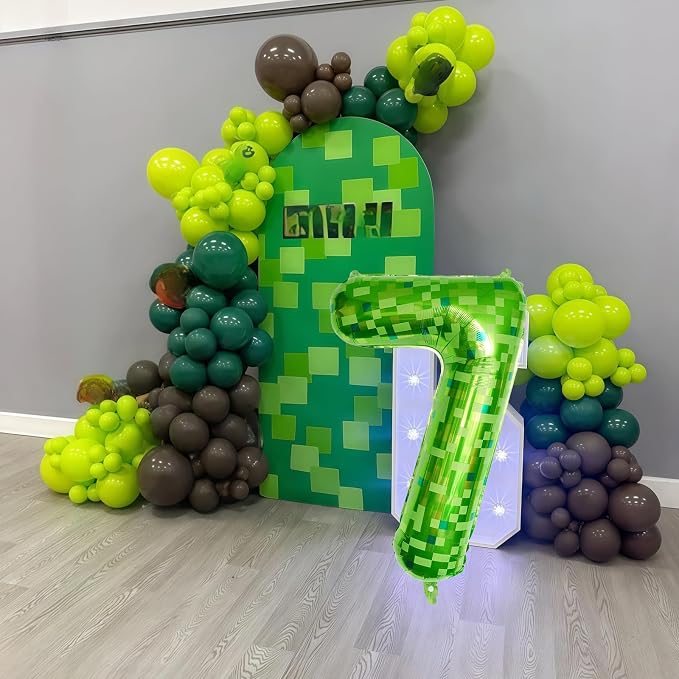 40 Inch Green Pixel Number 7 Balloon - Image 7