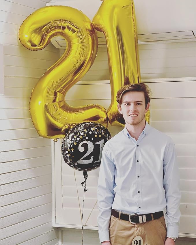 Gold 20 Balloon - Image 3