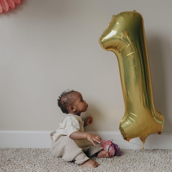 40 Inch Gold Number 8 Foil Balloon - Image 2
