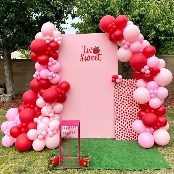 Strawberry Balloons Garland Arch Kit 163pcs - Image 5