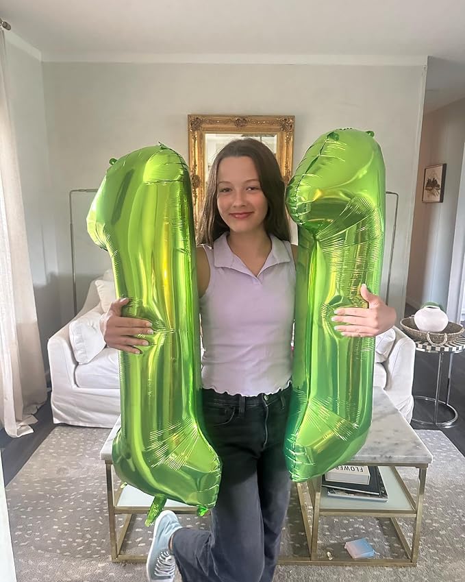 Light Green Number 7 Balloon 40 Inch - Image 2