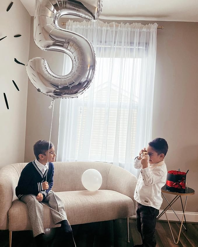 Sliver 17 Balloon - Image 7