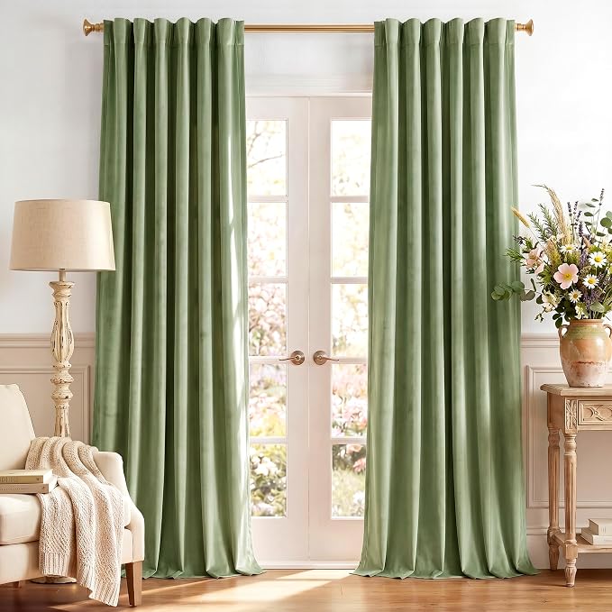 Retro Green Velvet Curtains by StangH