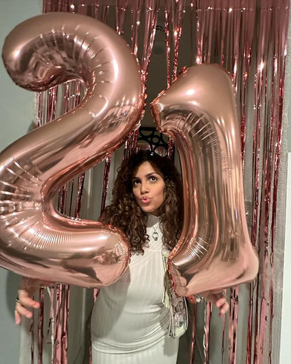 Rose Gold 19 Balloon - Image 7