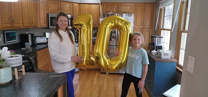 Gold 10 Balloon - Image 9